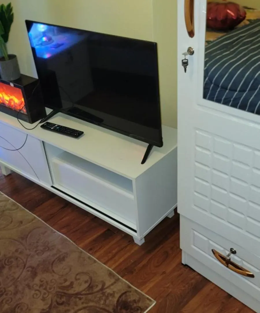 Home Away Apartment Abu Dhabi Homestay